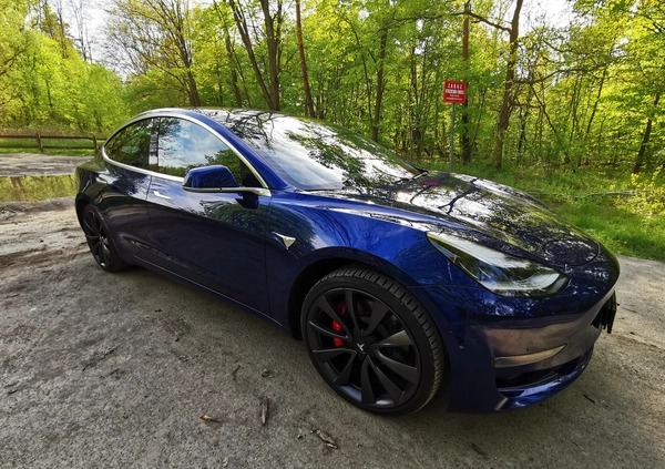 Tesla Model 3 cena 139605 przebieg: 92000, rok produkcji 2019 z Warszawa małe 781